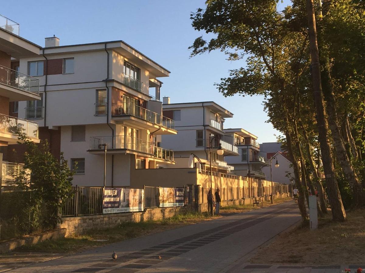 Gold Platinium Apartament Z Widokiem Na Morze Rewal Exterior foto